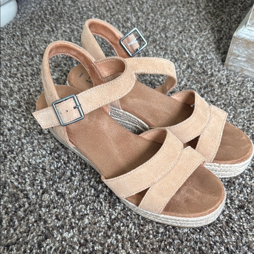 Toms Beige Suede Platform Sandals